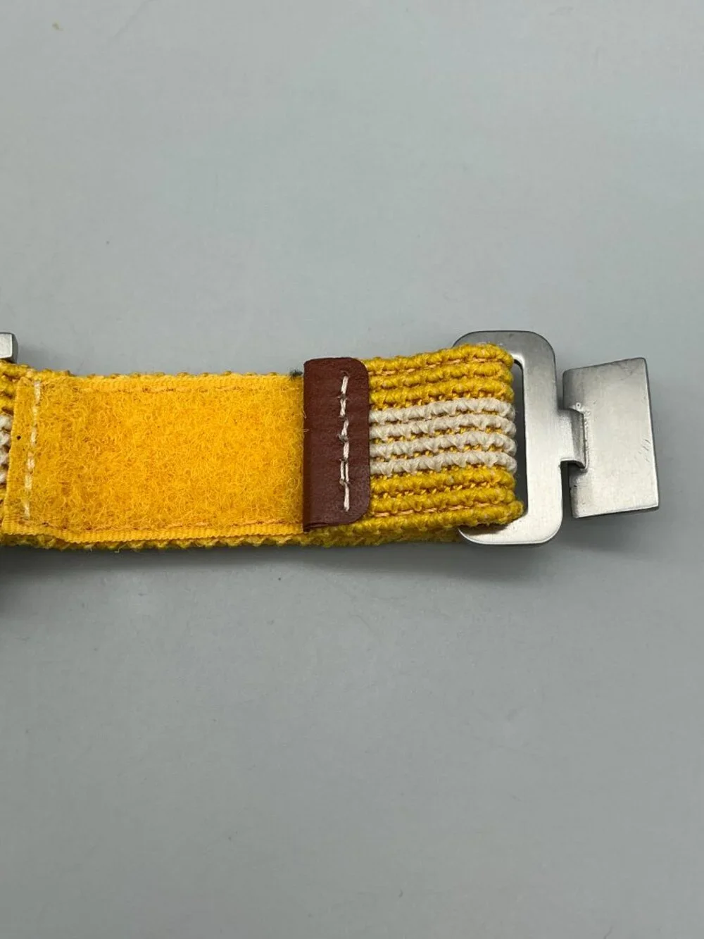 Calvin Klein Jeans Commerce Root Mens Watch Silver Tone Yellow New Battery